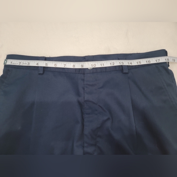 Nike Golf Blue Flat Front Shorts - Picture 5 of 10